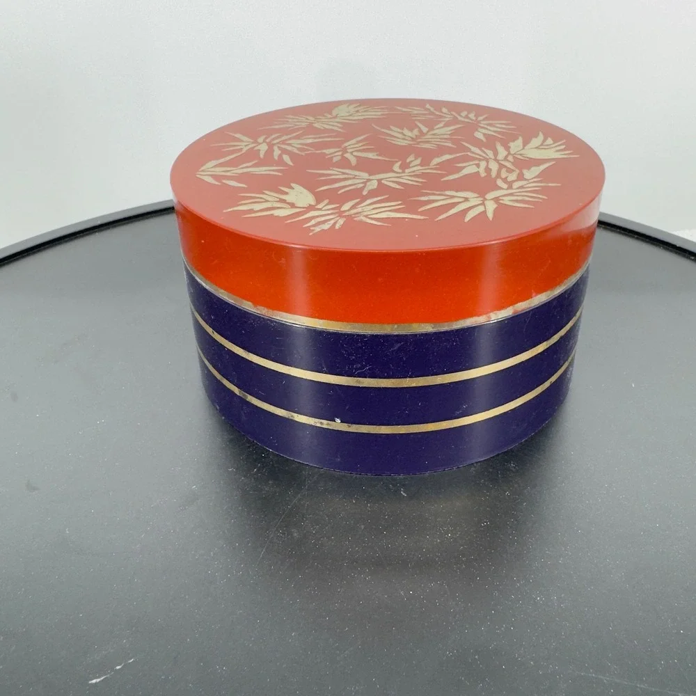 Vintage Yves Saint Laurent Opium Perfumed Bath Powder 6oz YSL Vanity No Puff